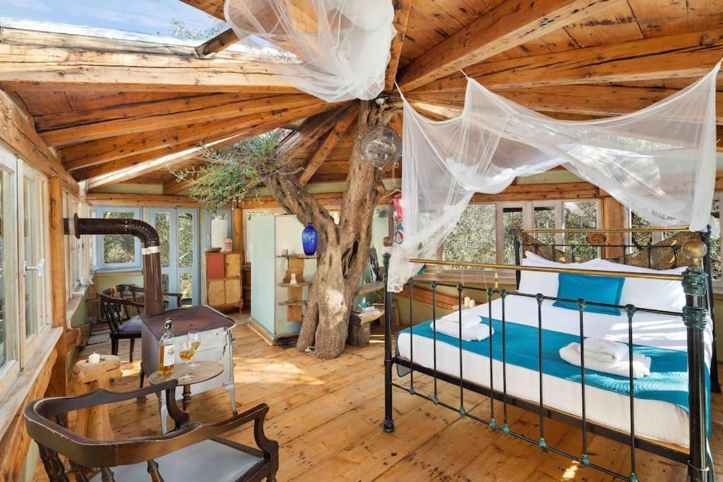 Vila Margaritis'S Treehouse Paramonas  Exteriér fotografie
