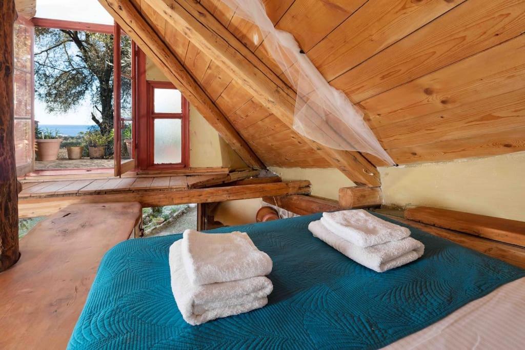 Vila Margaritis'S Treehouse Paramonas  Exteriér fotografie